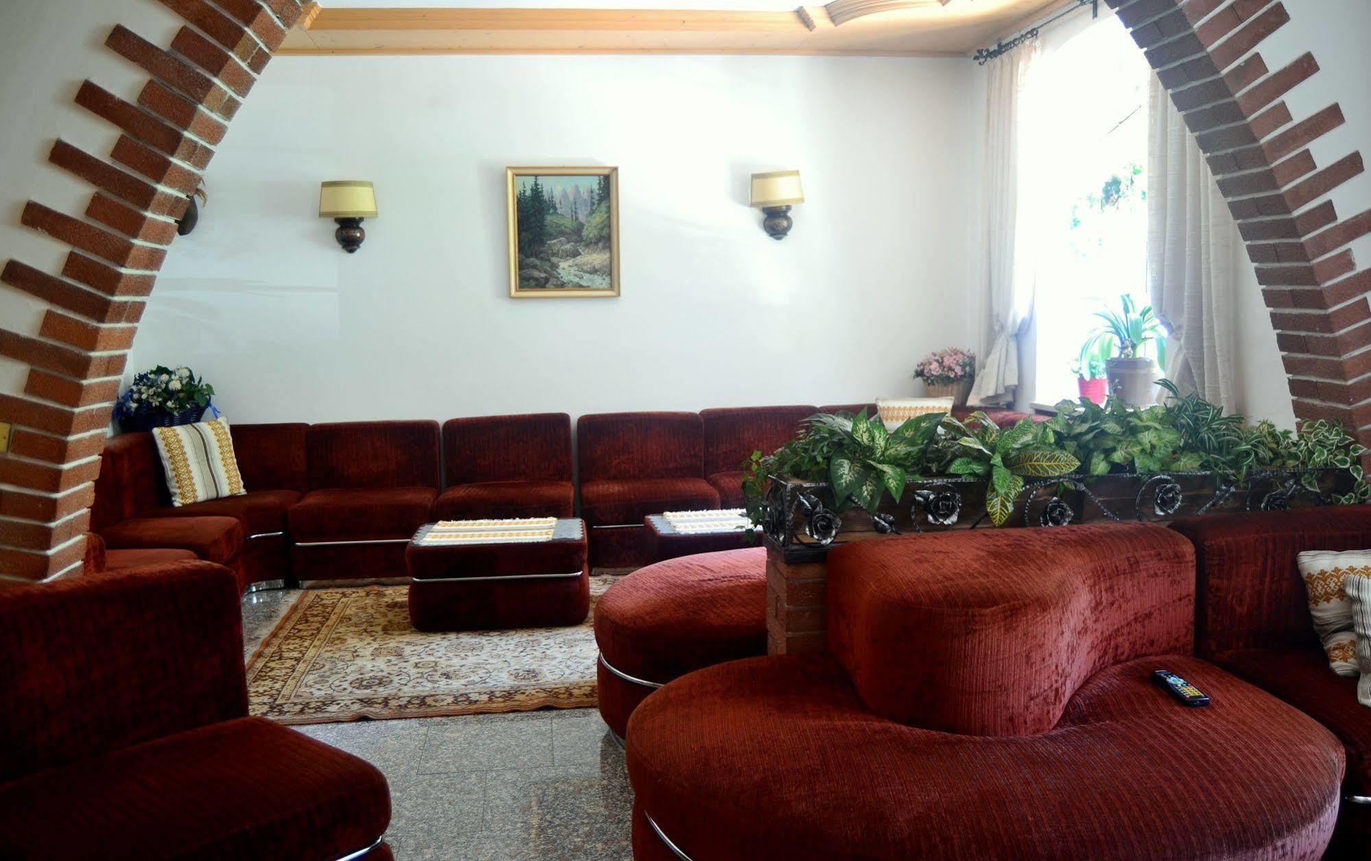 Albergo Trentino โมเอนา ภายนอก รูปภาพ
